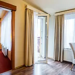 Seminar- Und Businesshotel Landskron Hotel