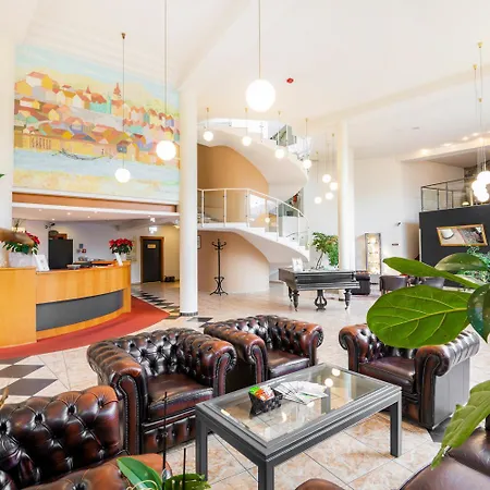 Landskron Hotel